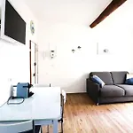 Casa Tra I Carueggi E Il Mare * 카모글리